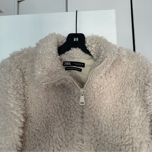 Zara Faux Fur Zip Up Bomber Jacket Ivory - Picture 4 of 7